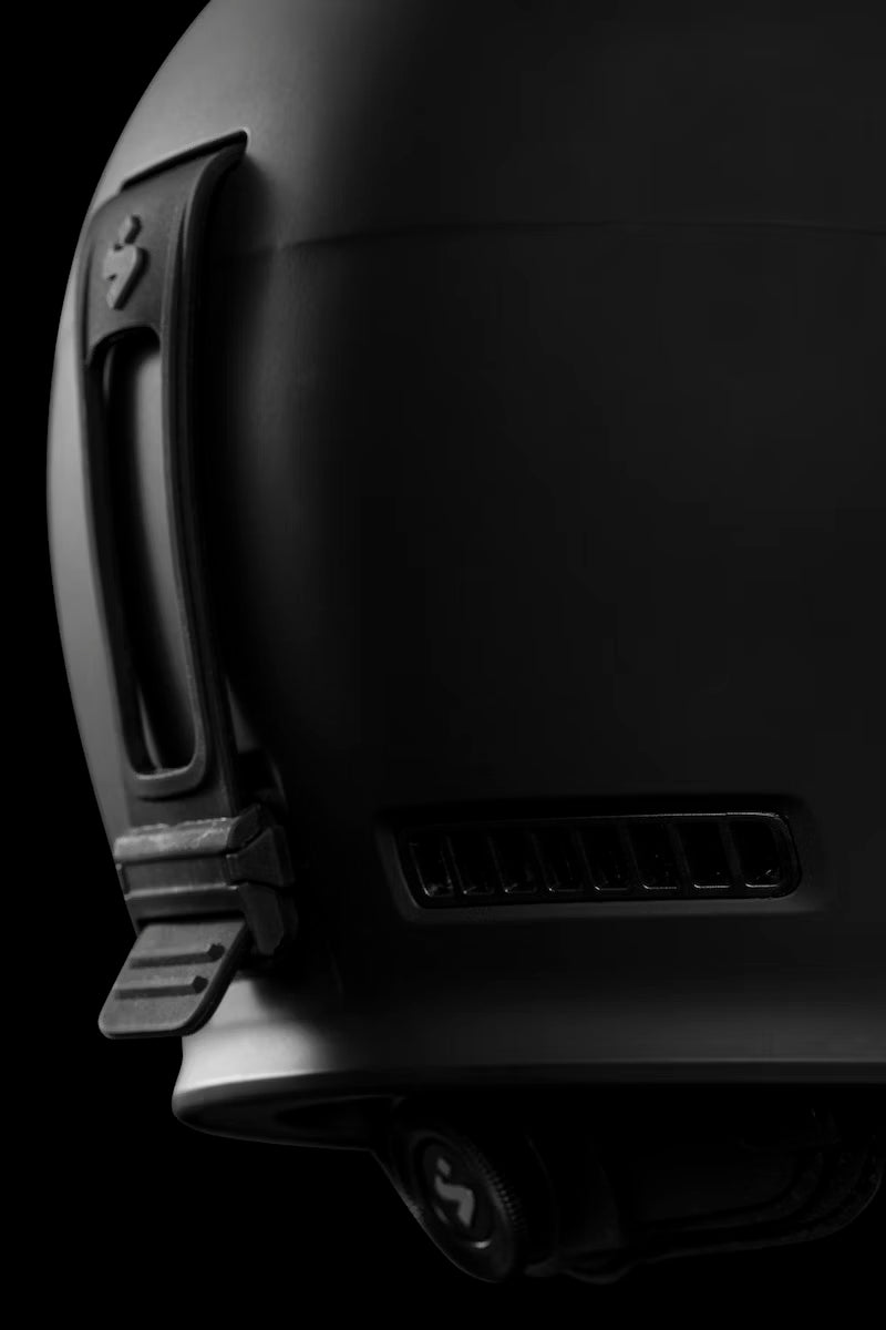 Sweet Protection - Igniter 2Vi® Mips - Skihjelm - Dirt Black - Closeup - bagfra